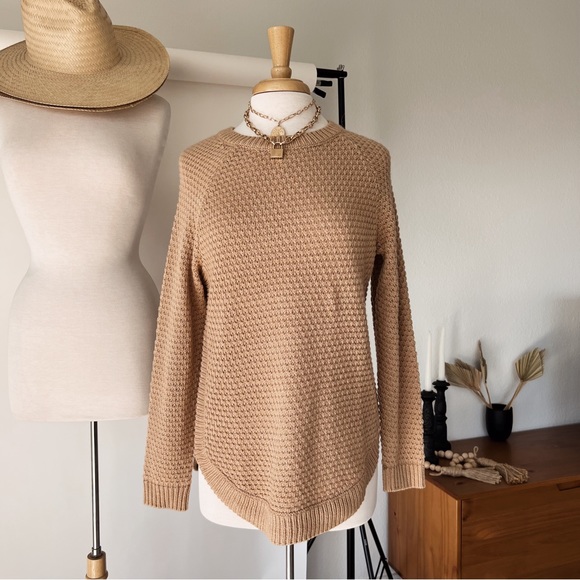 TAN CREWNECK CABLE KNIT SWEATER - Picture 5 of 10